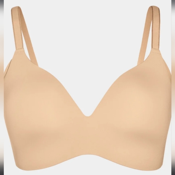 Knix Wingwoman Contour Wireless Bra Color Sand Size 5 New - Picture 1 of 14